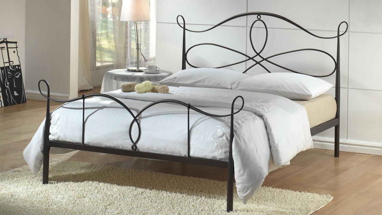 Bed (E-434761)